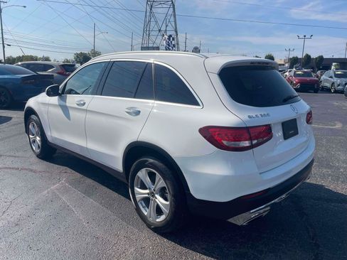 Used 2018 Mercedes-Benz GLC 300 4MATIC image 5