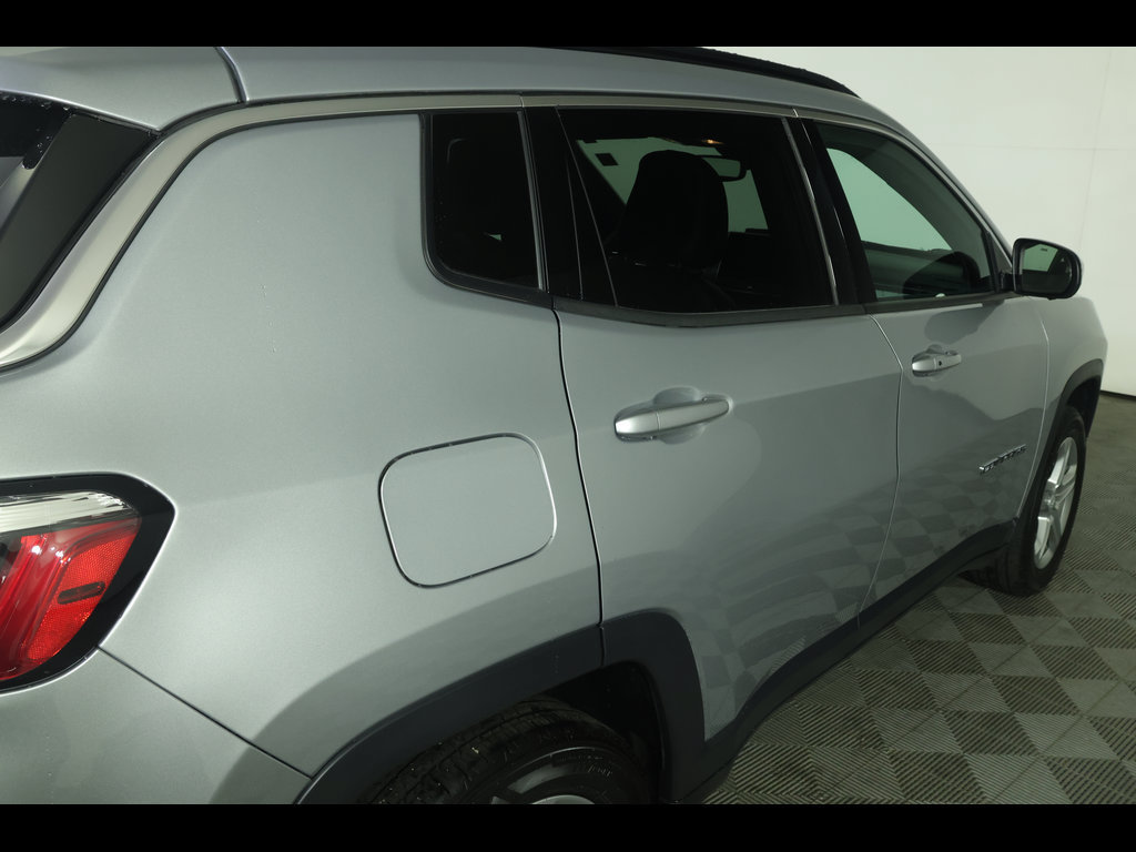 Certified 2023 Jeep Compass Latitude w/ Convenience Group AWD/4WD image 19