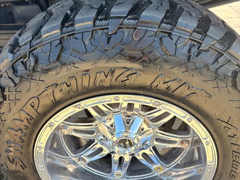 Used 2012 Ford F250 Lariat image 9