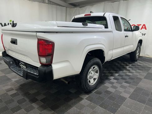 Used 2022 Toyota Tacoma SR AWD/4WD image 8