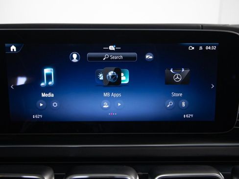 Used 2026 Mercedes-Benz Maybach GLS 600 image 32
