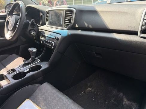 Used 2020 Kia Sportage LX image 14