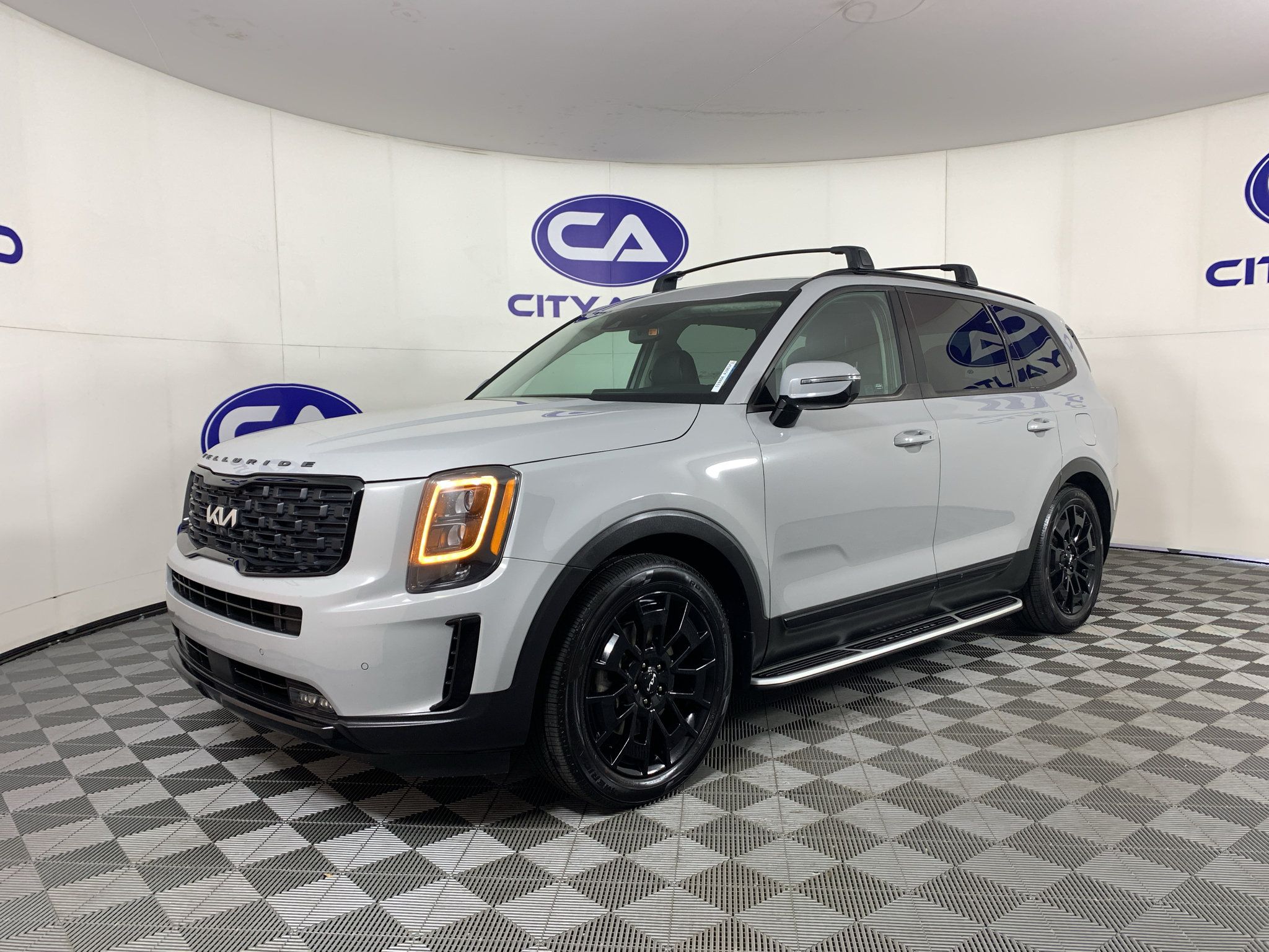 Used 2022 Kia Telluride SX w/ SX Prestige Package AWD/4WD image 7