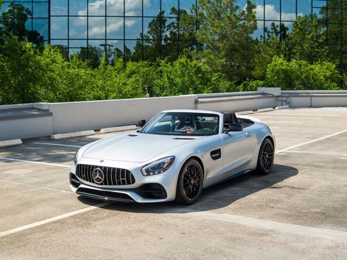 Used 2018 Mercedes-Benz AMG GT C image 7