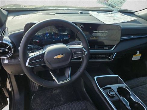New 2026 Chevrolet Equinox LT w/ Safety and Technology Package FWD image 13