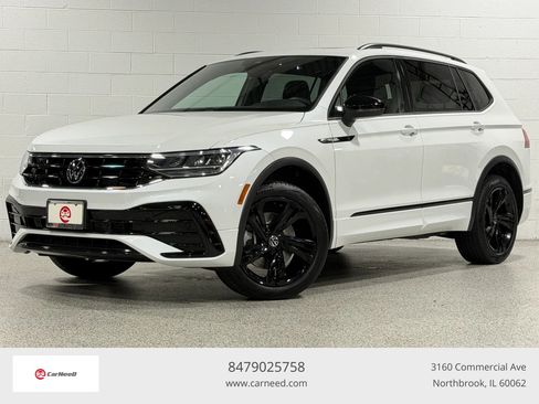 Used 2023 Volkswagen Tiguan SE R-Line AWD/4WD image 1