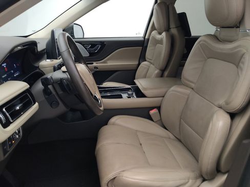 Used 2020 Lincoln Aviator Reserve w/ Equipment Group 202A AWD/4WD image 17