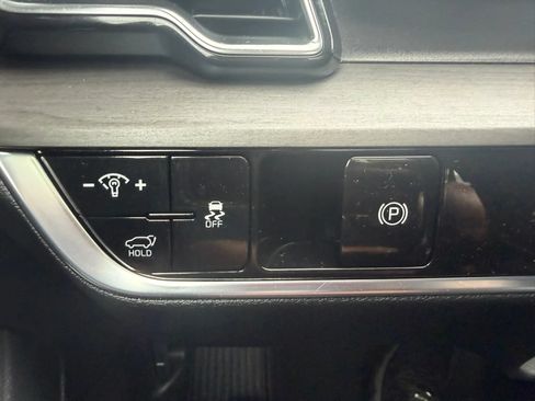 Used 2024 Kia Sportage X-Line w/ X-Line Premium Package AWD/4WD image 25