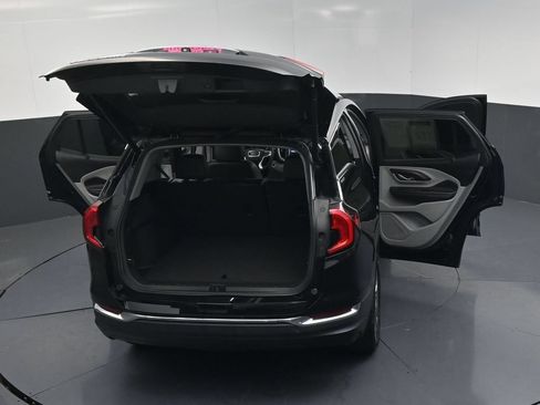 Used 2024 GMC Terrain SLT FWD image 24