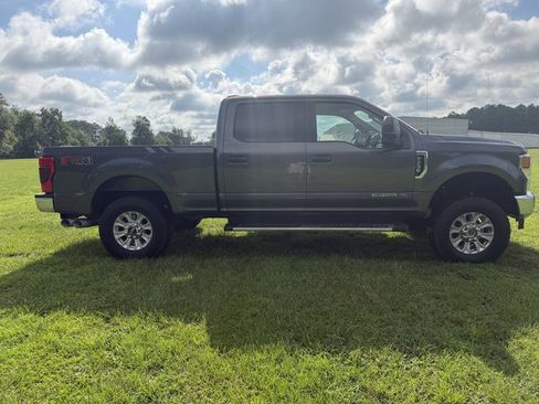 Used 2020 Ford F250 XLT w/ XLT Value Package AWD/4WD image 4