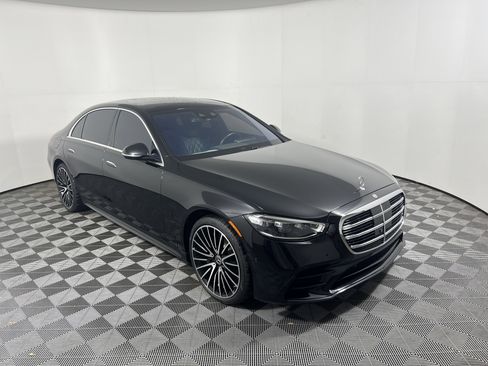 Certified 2022 Mercedes-Benz S 580 4MATIC Sedan image 7