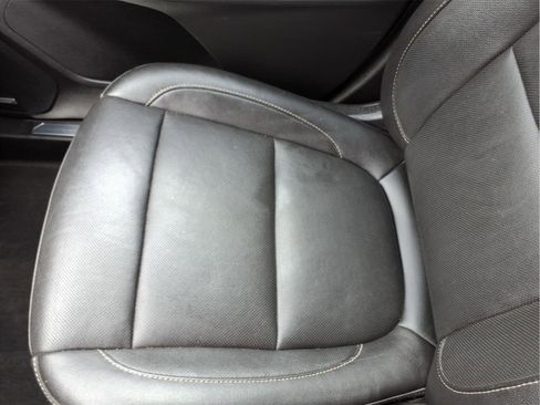 Used 2020 GMC Acadia SLT w/ Premium Package image 29