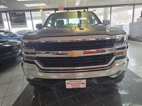 Used 2018 Chevrolet Silverado 1500 LS w/ Trailering Package image 2