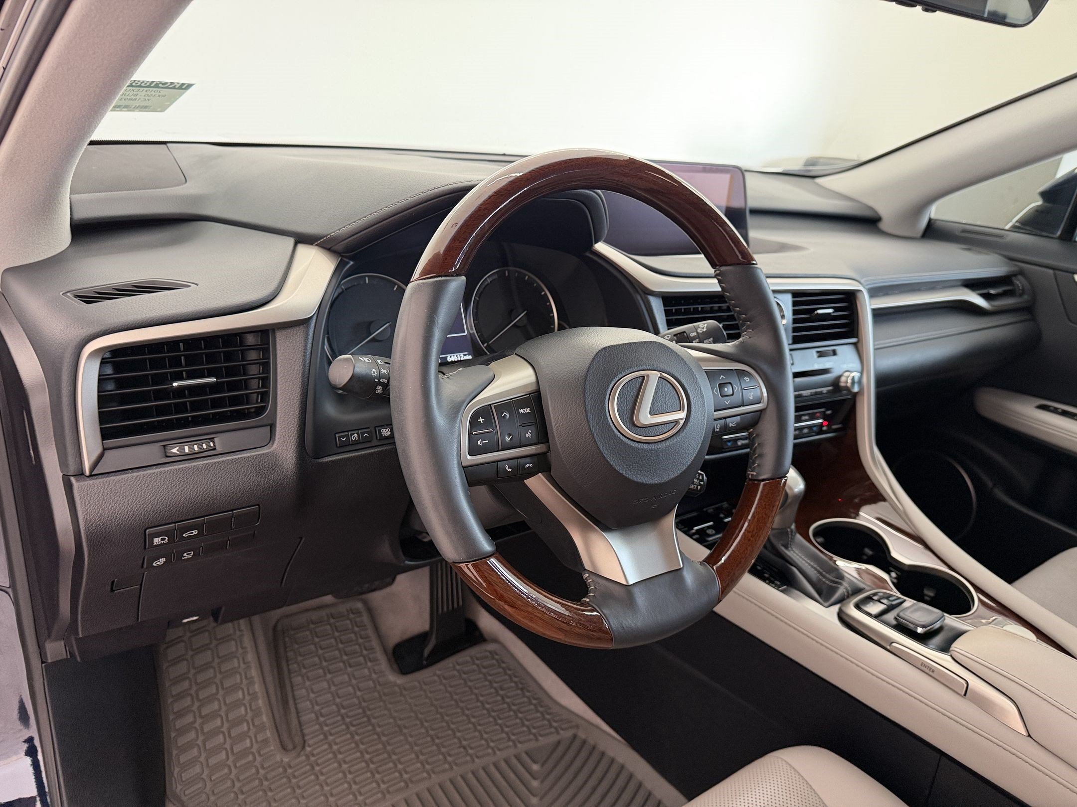 Used 2019 Lexus RX 350 AWD w/ Navigation Package image 4