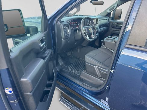 Used 2022 Chevrolet Silverado 2500 Custom w/ Custom Value Package AWD/4WD image 23