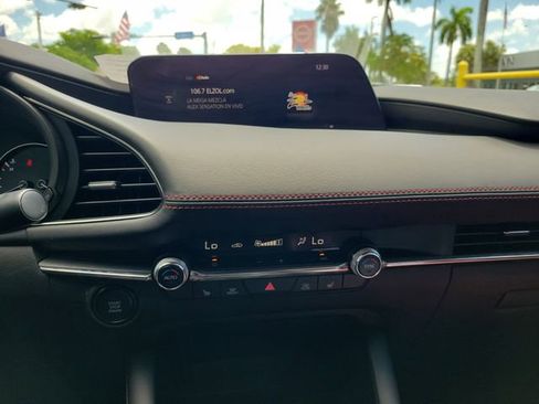 Used 2022 MAZDA MAZDA3 s FWD image 24