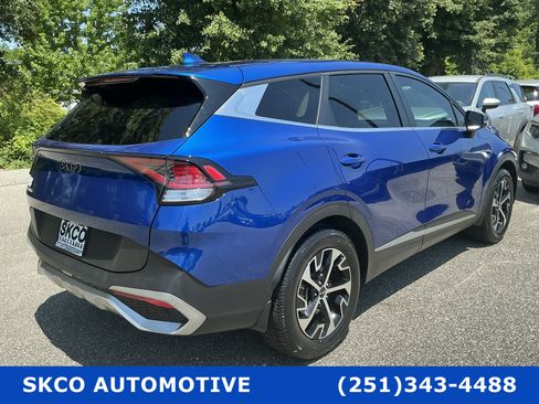 Used 2023 Kia Sportage EX FWD image 5