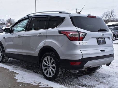 Used 2017 Ford Escape Titanium image 10