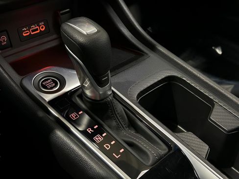 Used 2025 Nissan Sentra SV image 23