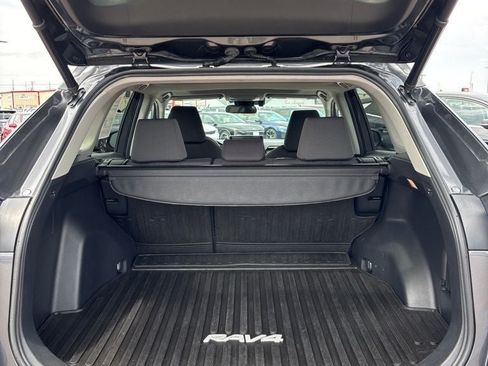 Used 2020 Toyota RAV4 XLE w/ Convenience Package AWD/4WD image 32