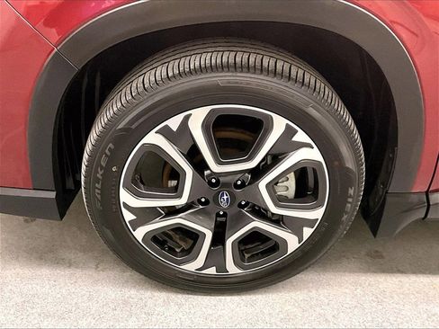 Used 2024 Subaru Ascent Limited w/ Technology Package image 7