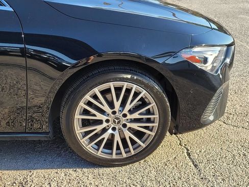 Used 2025 Mercedes-Benz CLA 250 image 7