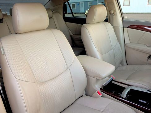 Used 2008 Toyota Avalon Limited FWD image 39