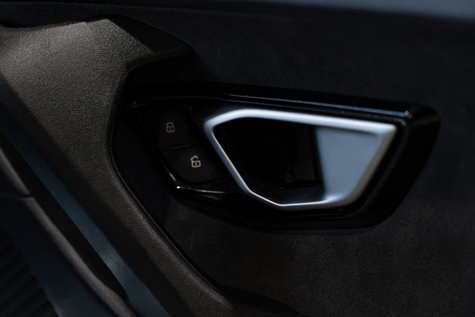 Used 2020 Lamborghini Huracan EVO AWD/4WD image 33