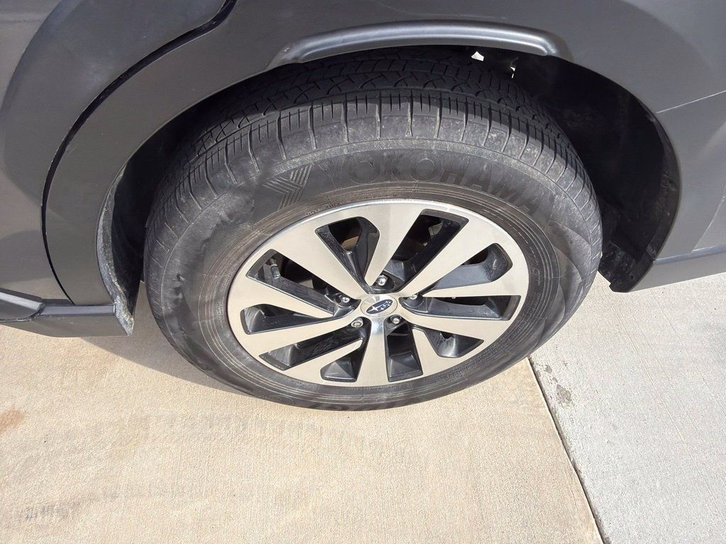 Used 2024 Subaru Outback Premium AWD/4WD image 10