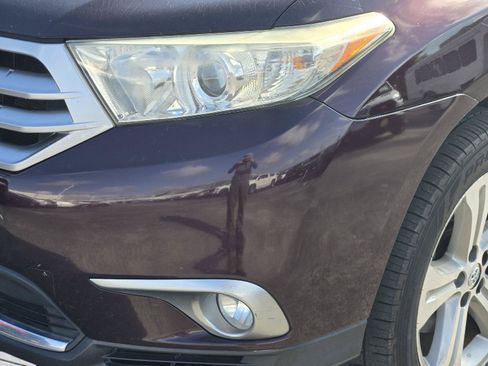 Used 2013 Toyota Highlander Limited FWD image 10