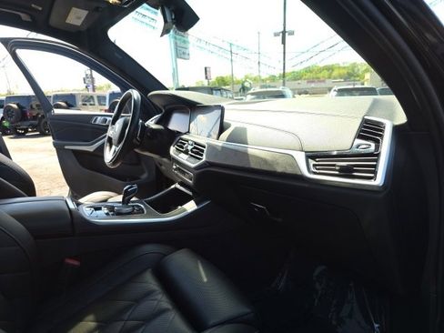 Used 2023 BMW X5 xDrive40i w/ Premium Package image 50