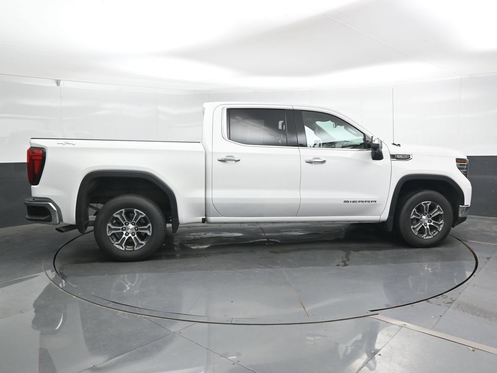 Used 2025 GMC Sierra 1500 SLT AWD/4WD image 5