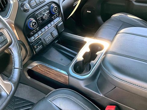 Used 2023 Chevrolet Silverado 3500 High Country w/ Z71 Off-Road Package image 14