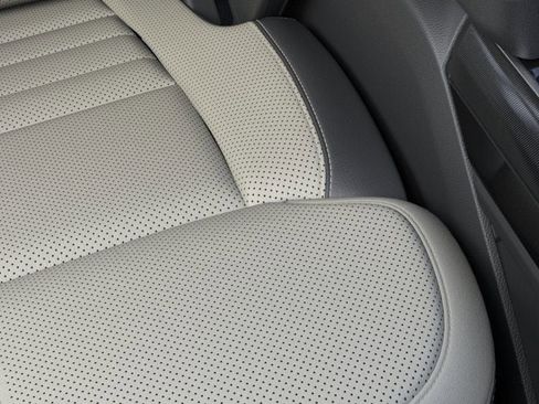 New 2025 Ford F150 Lightning Platinum AWD/4WD image 45