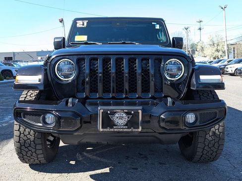 Used 2021 Jeep Gladiator Overland AWD/4WD image 4