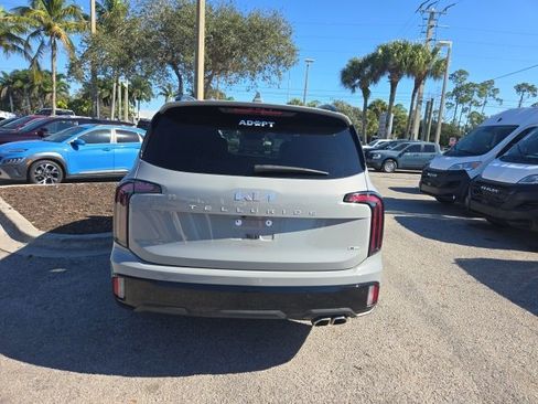 Used 2024 Kia Telluride SX Prestige X-Pro image 7