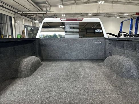 Used 2021 Chevrolet Silverado 1500 LTZ AWD/4WD image 26