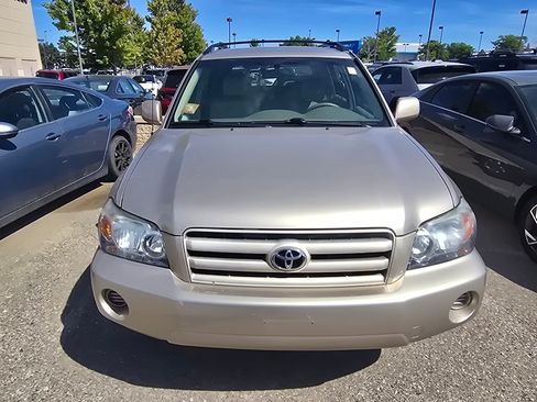 Used 2007 Toyota Highlander 4WD V6 w/ 3rd Row image 19