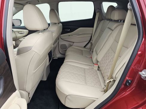 Used 2019 Nissan Murano Platinum w/ Cargo Package image 34