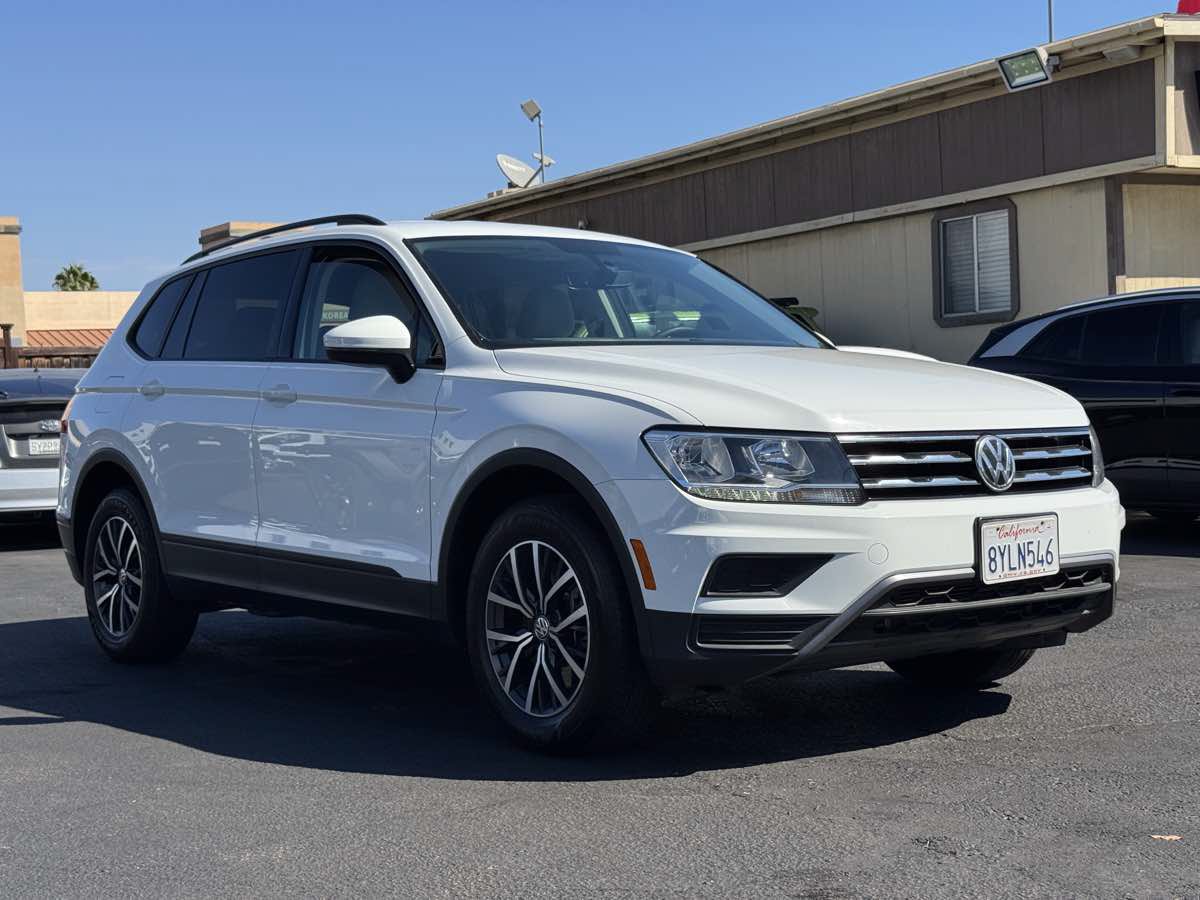 Used 2021 Volkswagen Tiguan S FWD image 4