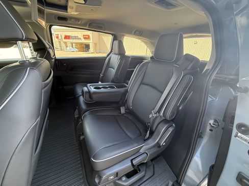 Used 2025 Honda Odyssey Elite image 26