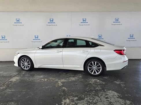 Used 2022 Honda Accord LX image 4