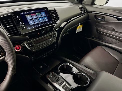 New 2026 Honda Ridgeline Black Edition image 39