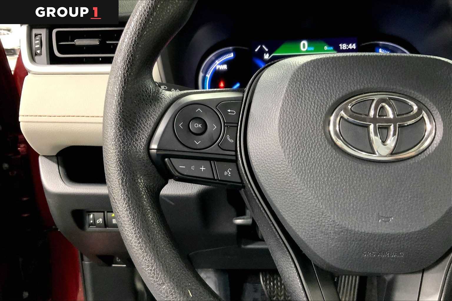 Certified 2024 Toyota RAV4 XLE AWD/4WD image 24