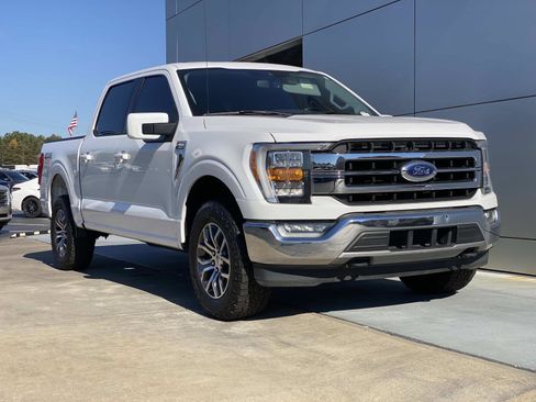 Used 2021 Ford F150 Lariat w/ Equipment Group 501A Mid image 2
