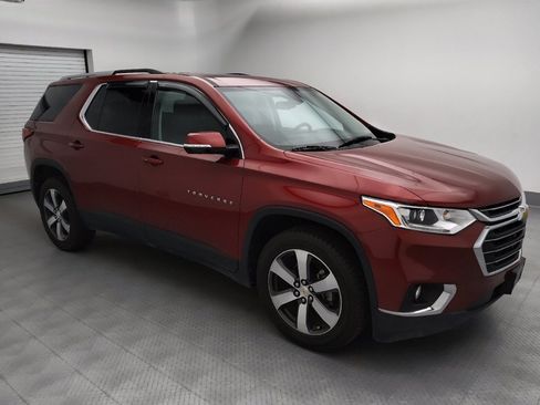 Used 2018 Chevrolet Traverse LT FWD image 11