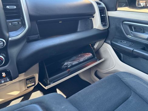 Used 2020 RAM 1500 Big Horn AWD/4WD image 48