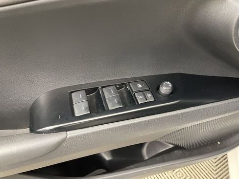 Used 2025 Toyota Camry LE image 21