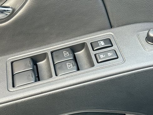 New 2026 Nissan Frontier SV AWD/4WD image 13