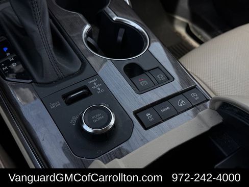 Used 2021 Toyota Highlander Platinum AWD/4WD image 22